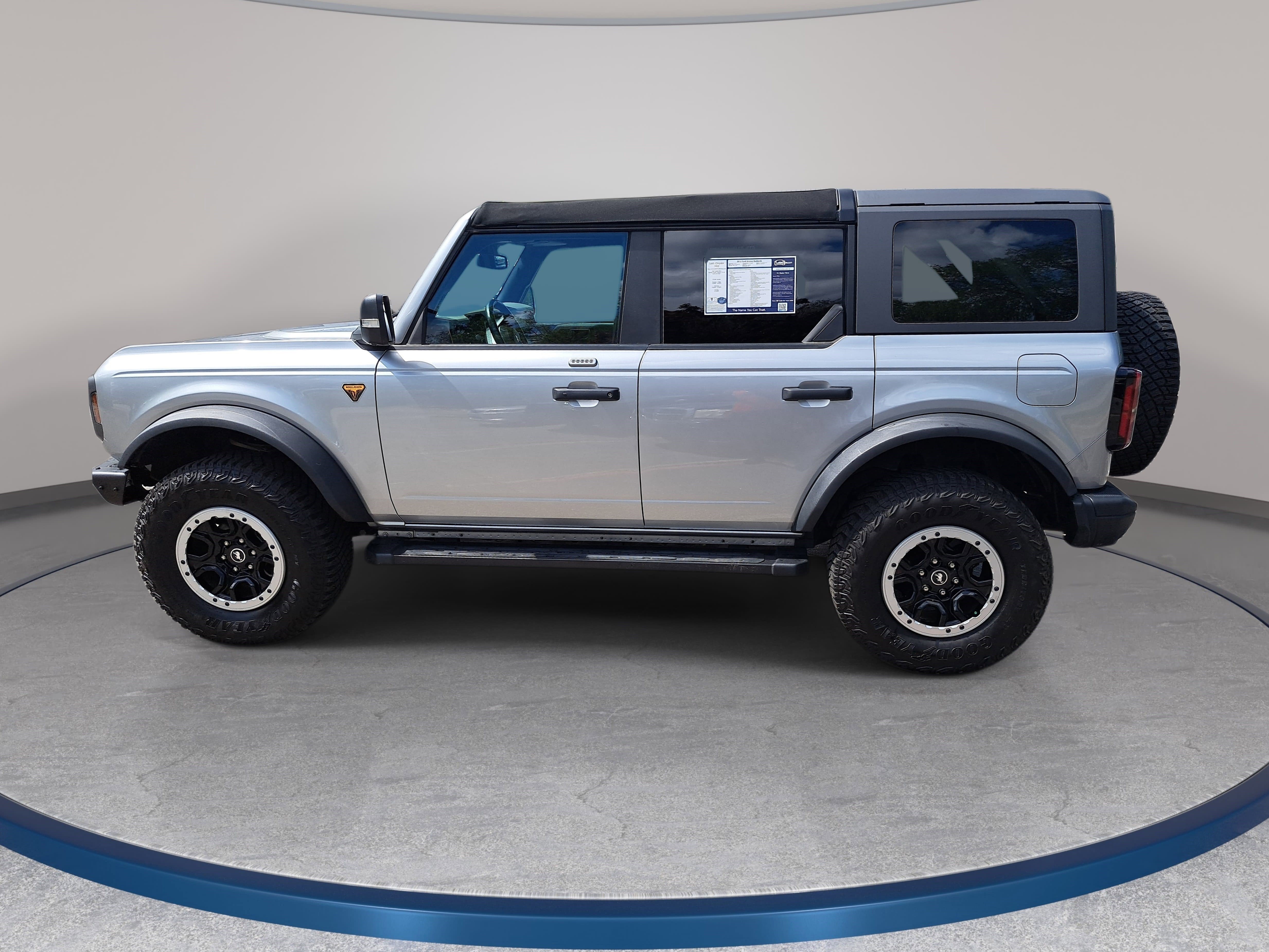 Used 2022 Ford Bronco Badlands AWD/4WD image 8