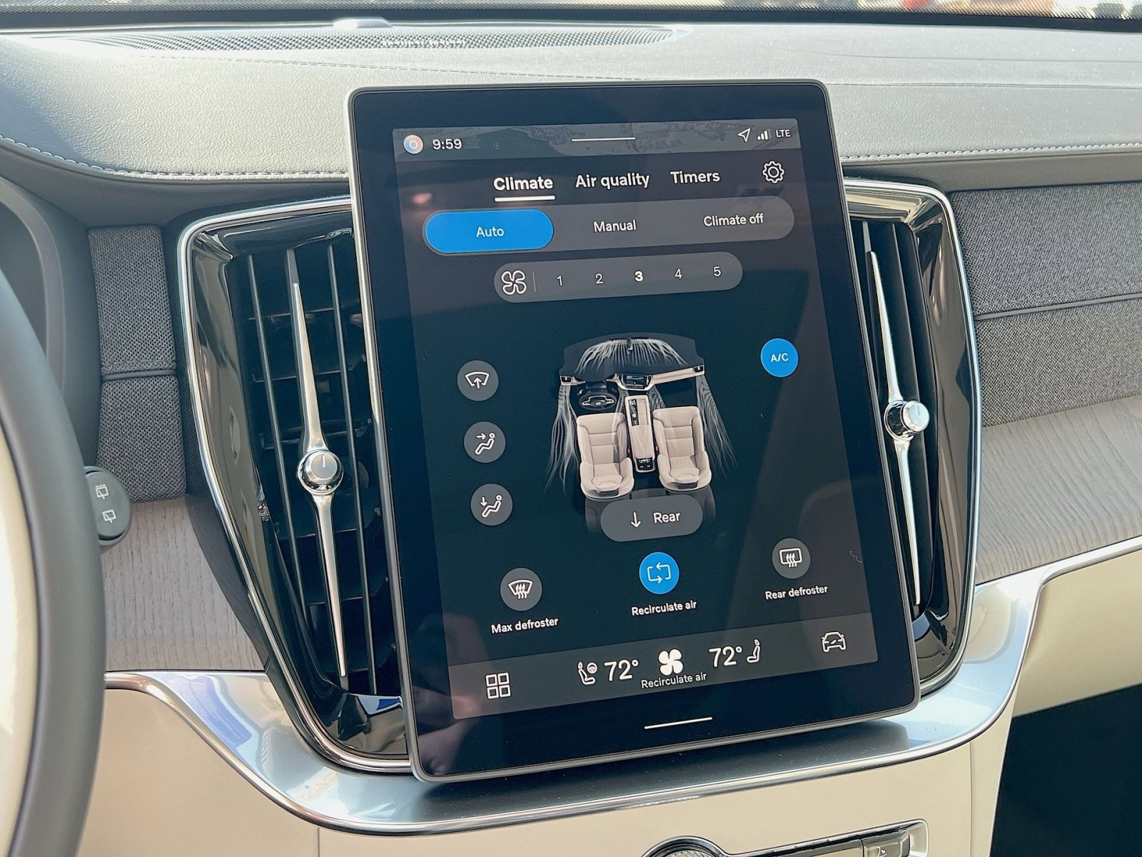 New 2026 Volvo XC90 T8 Ultra image 21
