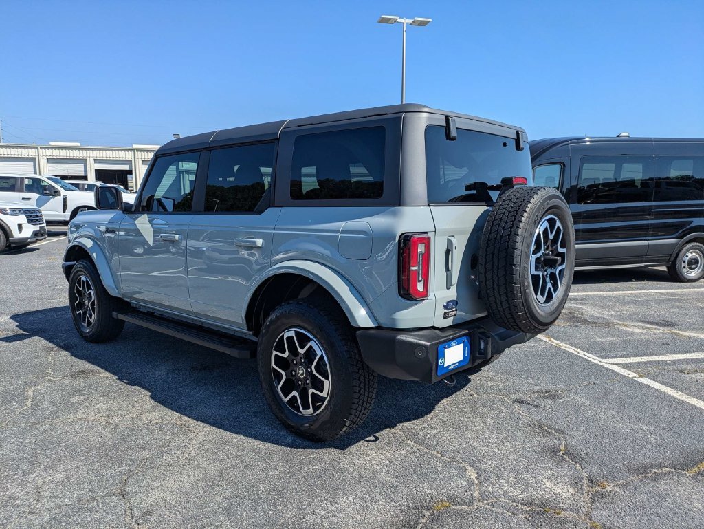 Used 2024 Ford Bronco Outer Banks AWD/4WD image 6
