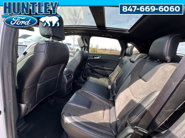 Used 2022 Ford Edge ST w/ Equipment Group 401A AWD/4WD image 13
