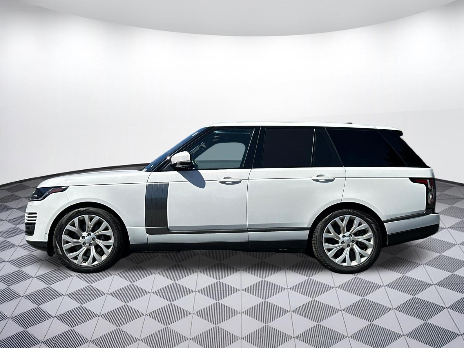 Used 2022 Land Rover Range Rover Westminster Edition AWD/4WD image 2