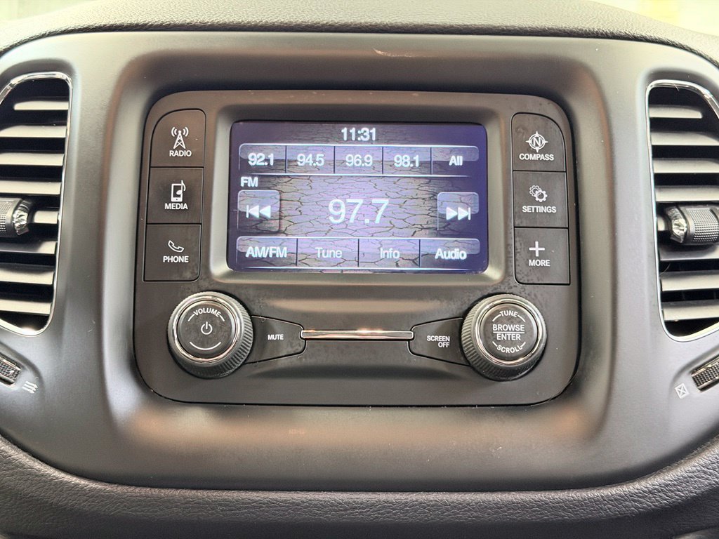 Used 2017 Jeep Compass Latitude w/ Safe & Security Group AWD/4WD image 55