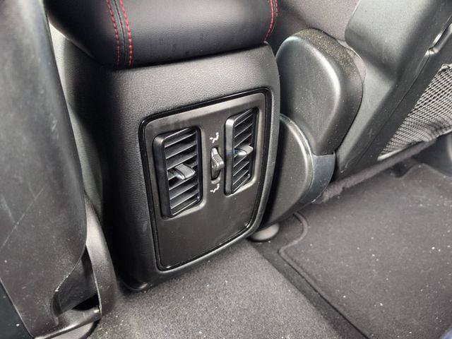 Certified 2025 Dodge Durango GT AWD/4WD image 17
