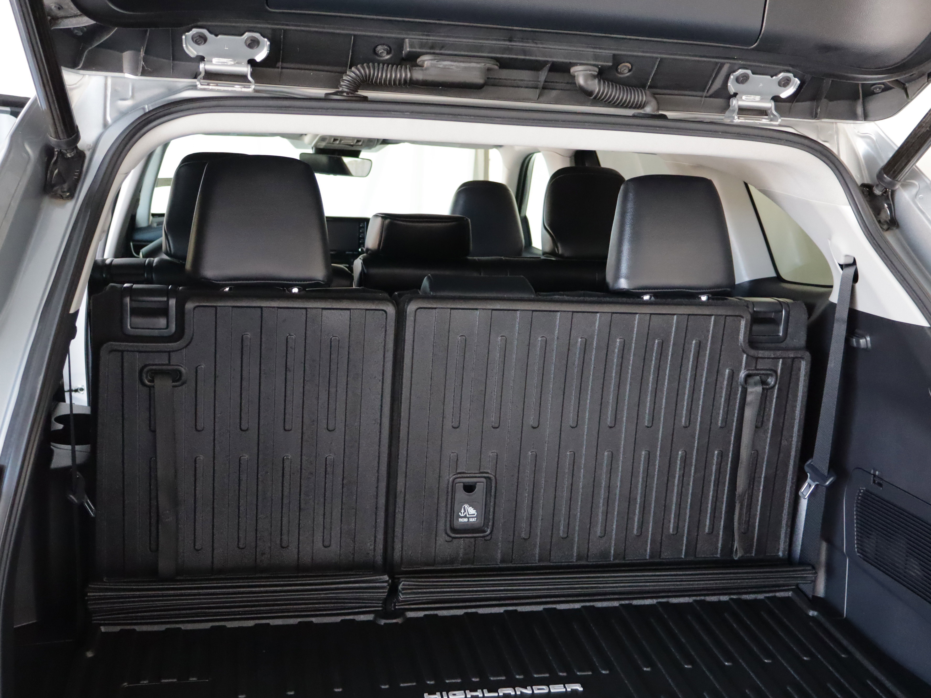 Used 2022 Toyota Highlander XLE image 22