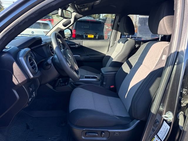 Used 2023 Toyota Tacoma TRD Off-Road image 15