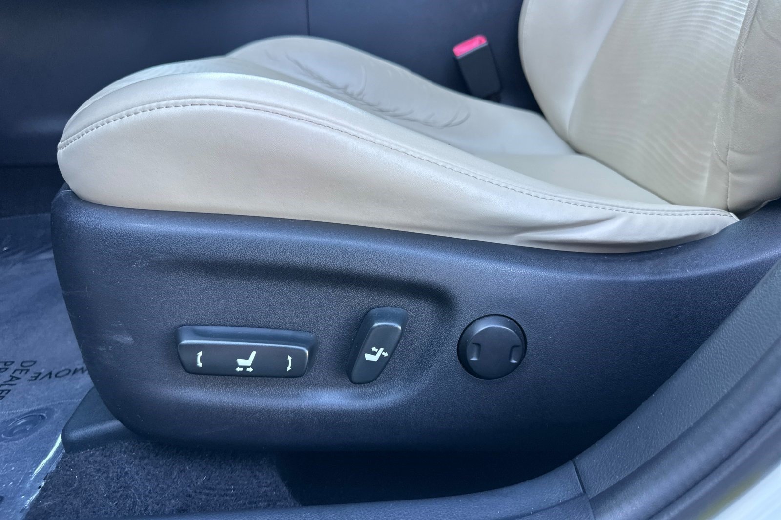 Used 2013 Lexus CT 200h FWD image 15