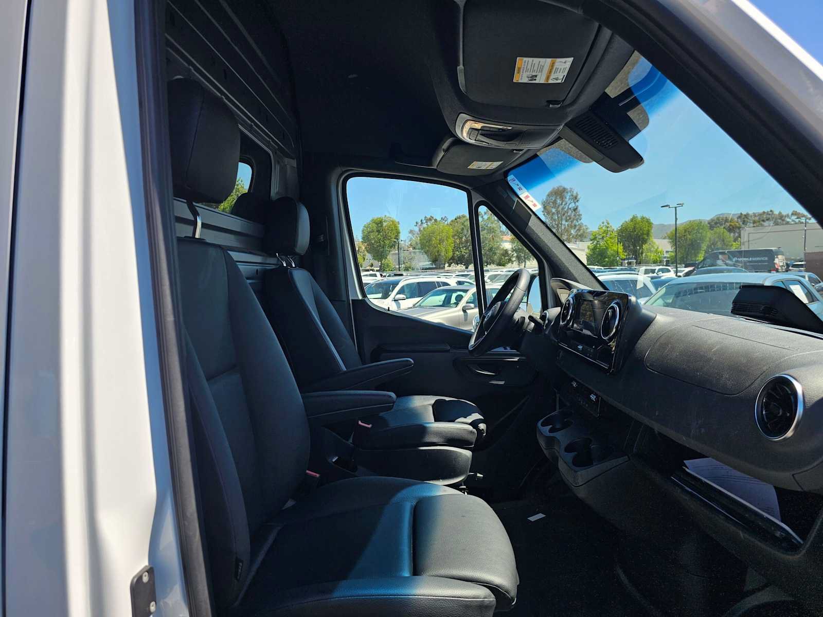 Used 2026 Mercedes-Benz Sprinter 2500 image 10