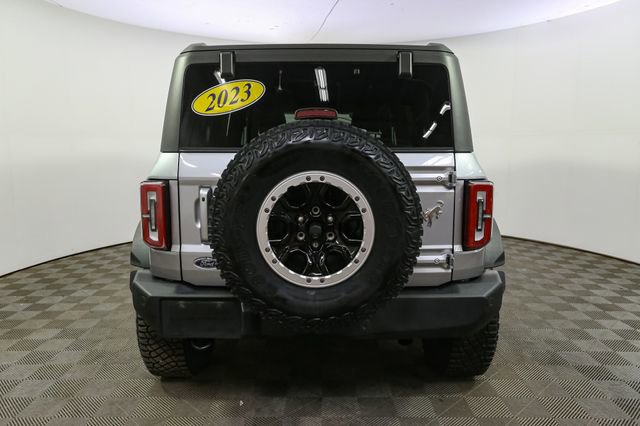 Used 2023 Ford Bronco Outer Banks w/ Sasquatch Package AWD/4WD image 9