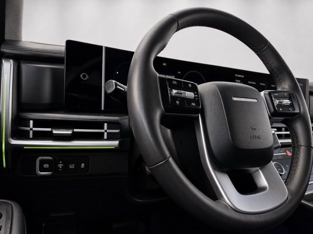 Used 2024 Hyundai Santa Fe Limited image 15