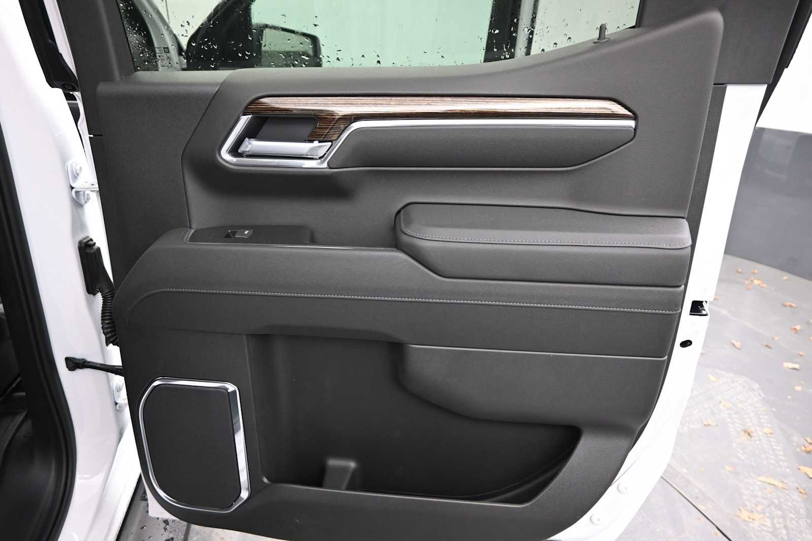 New 2026 GMC Sierra 1500 Elevation w/ Elevation Premium Package AWD/4WD image 24