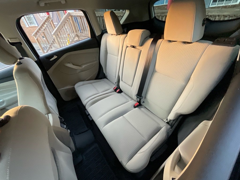 Used 2019 Ford Escape SE image 29