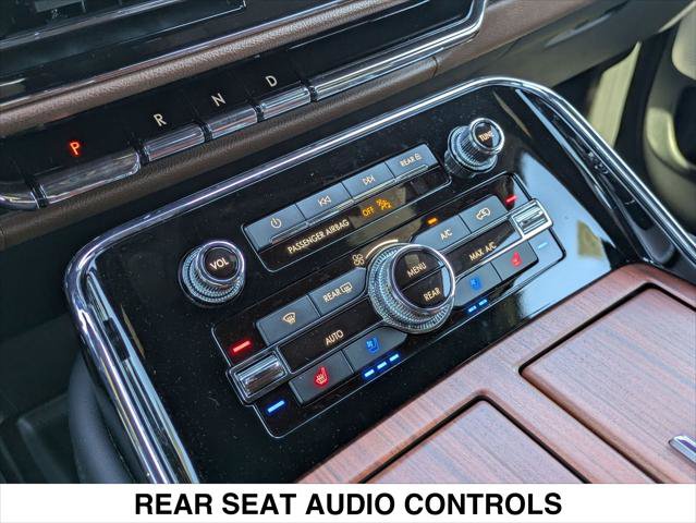 Used 2024 Lincoln Navigator Reserve AWD/4WD image 17