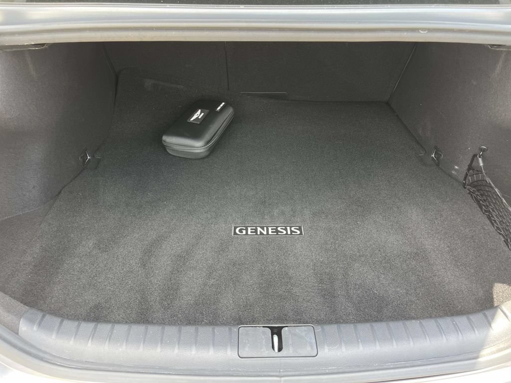 Used 2025 Genesis G70 3.3T Advanced w/ Sport Prestige Package RWD image 10
