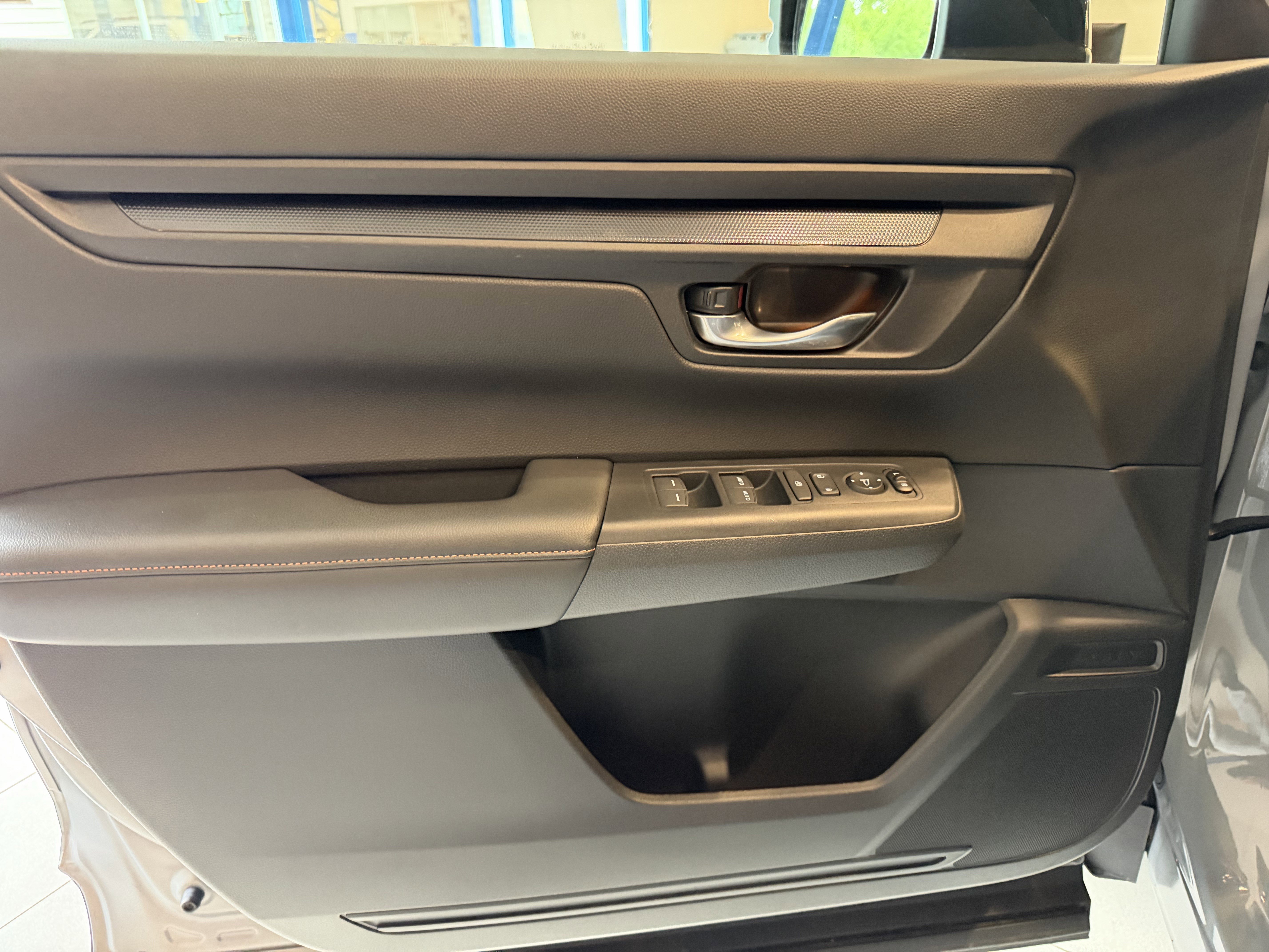 Used 2026 Honda CR-V TrailSport image 12