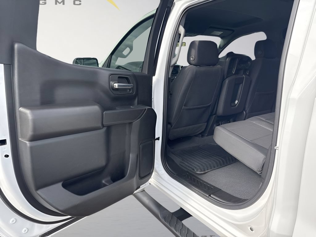 Used 2024 Chevrolet Silverado 1500 Custom AWD/4WD image 25