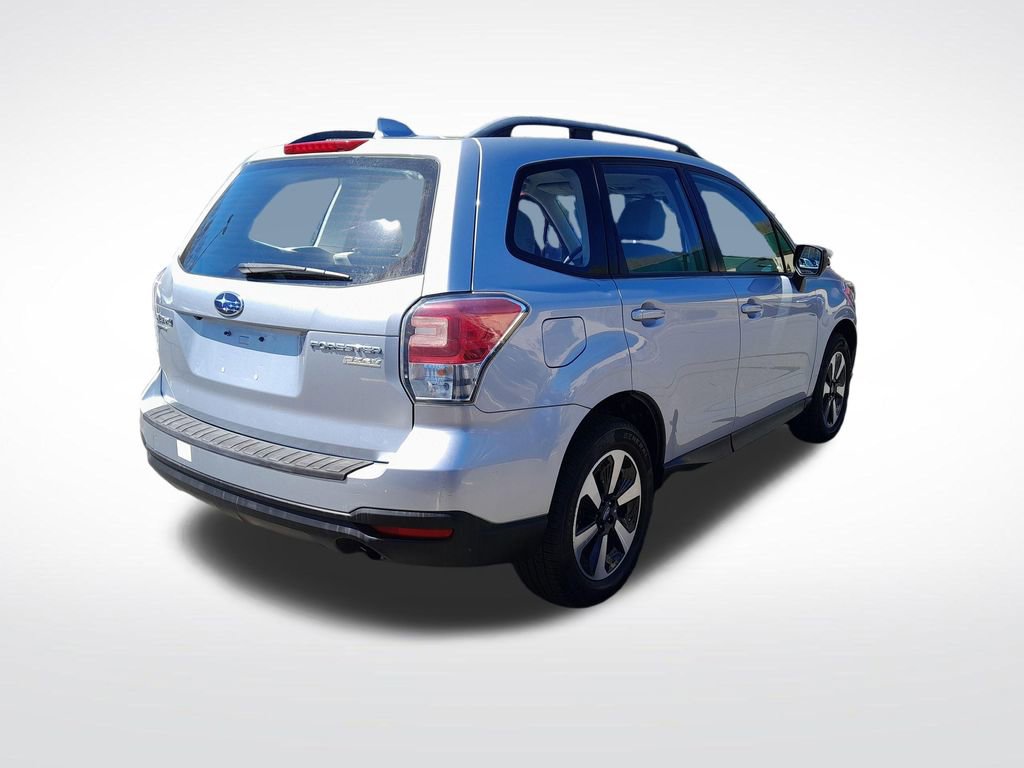 Used 2017 Subaru Forester 2.5i w/ Alloy Wheel Package AWD/4WD image 8
