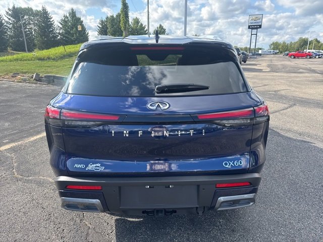 Used 2024 INFINITI QX60 Sensory image 4