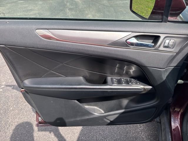 Used 2017 Lincoln MKC Select w/ Select Plus Package image 9