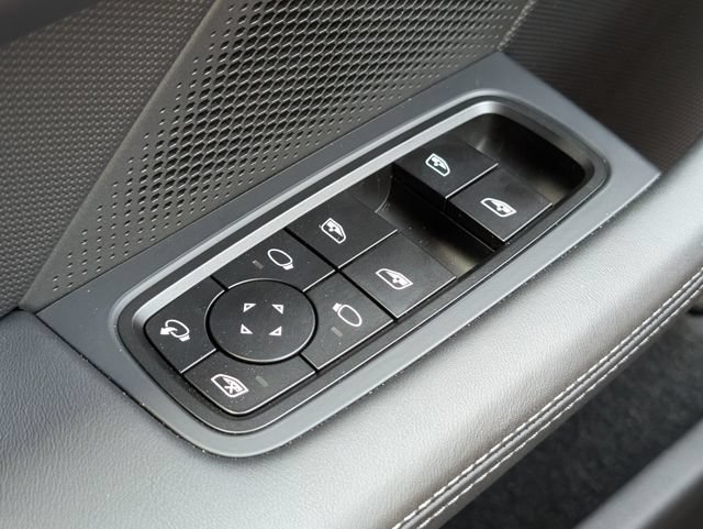 New 2025 Porsche Taycan AWD/4WD image 25