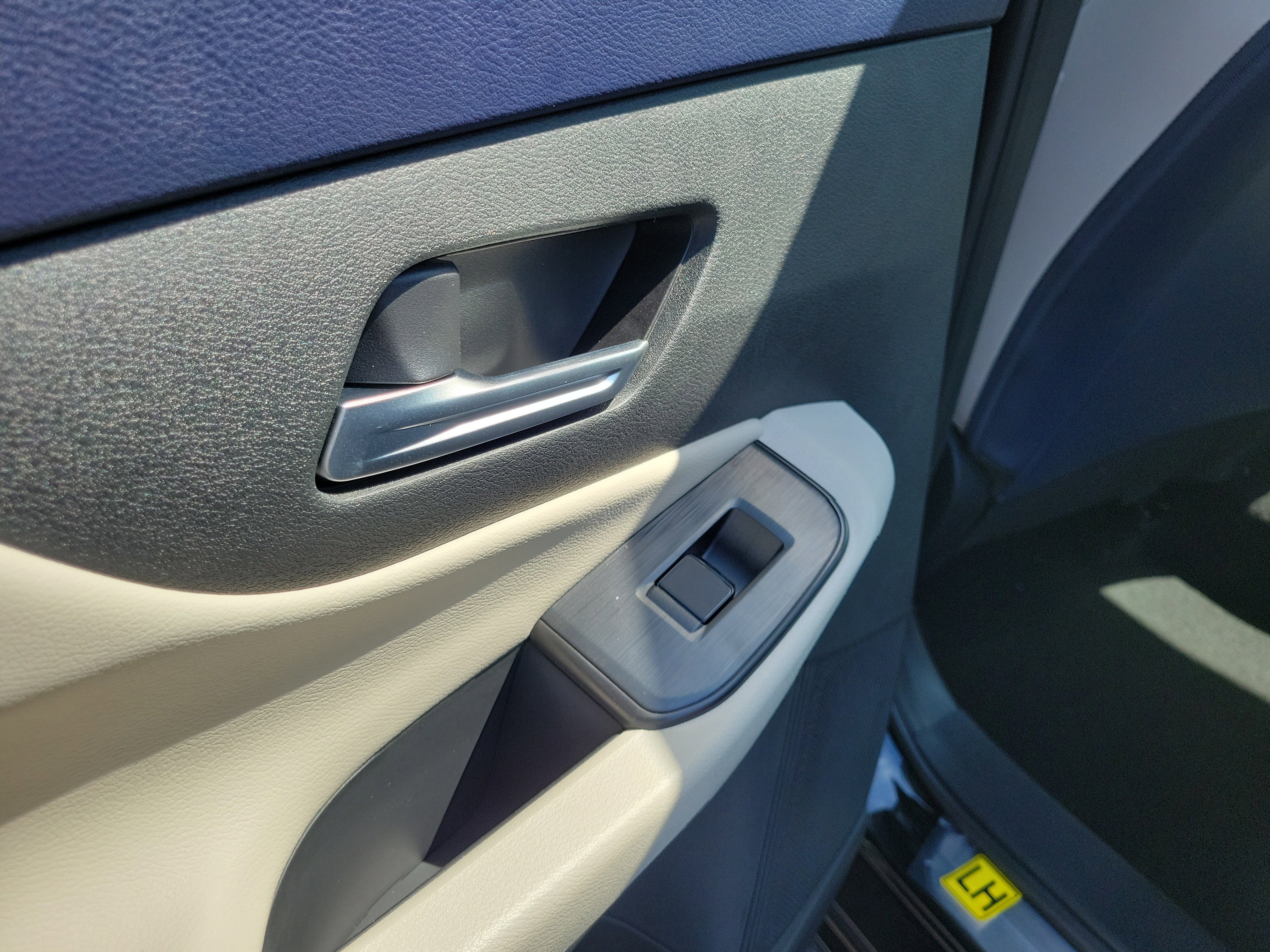 New 2026 Nissan Sentra SL w/ Floor Mat Package FWD image 13
