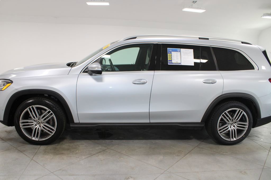 Used 2025 Mercedes-Benz GLS 450 4MATIC image 6