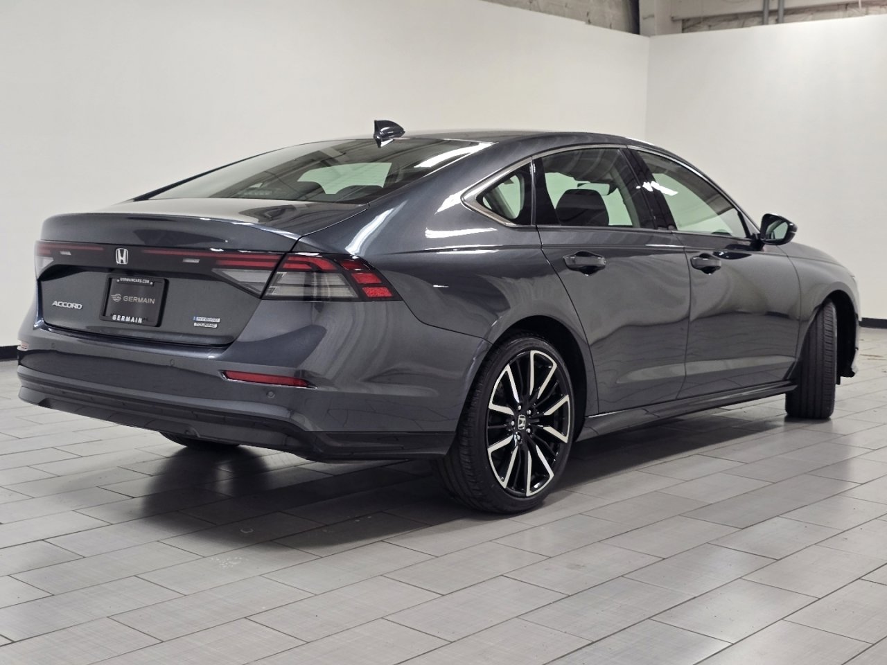 Used 2024 Honda Accord Touring image 18