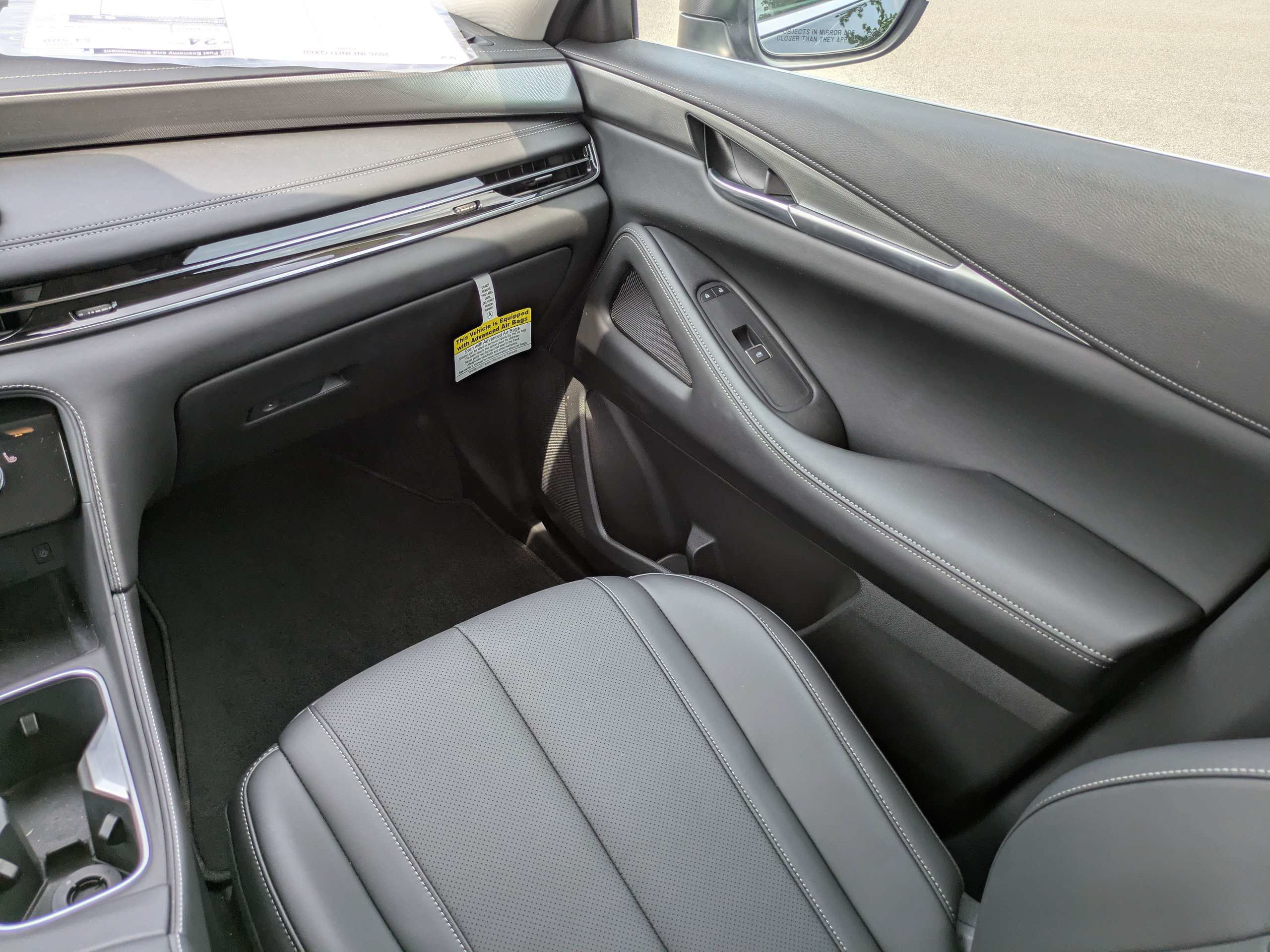 Used 2026 INFINITI QX60 Pure w/ Cargo Package FWD image 19
