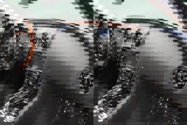 Used 2018 Jaguar XJ L Portfolio image 12