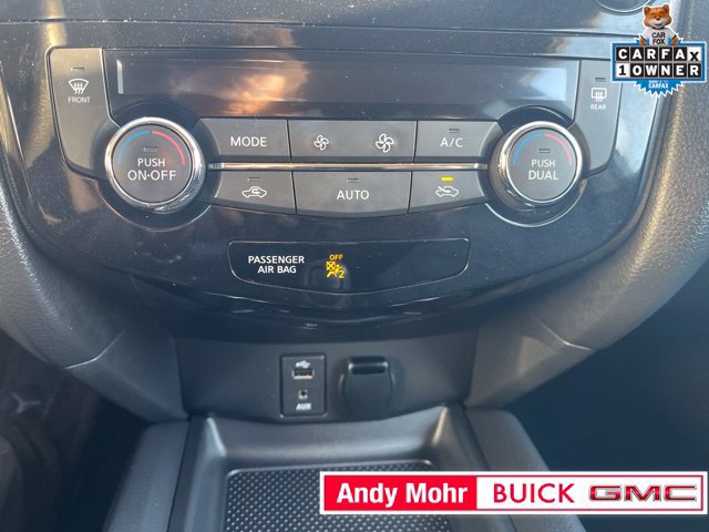 Used 2015 Nissan Rogue SV w/ SV Premium Package AWD/4WD image 31