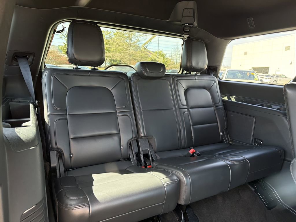 Used 2024 Lincoln Navigator Reserve image 24