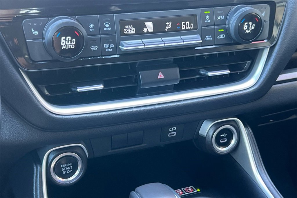 Certified 2025 Toyota Grand Highlander AWD image 22