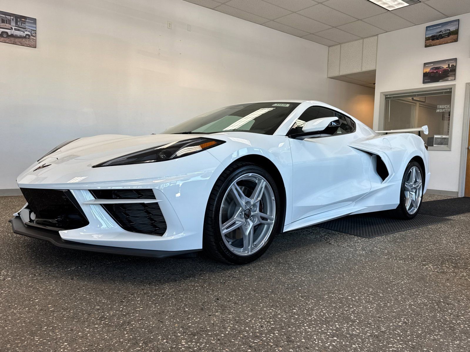 New 2025 Chevrolet Corvette Stingray Preferred Cpe w/ Z51 Performance Package image 7