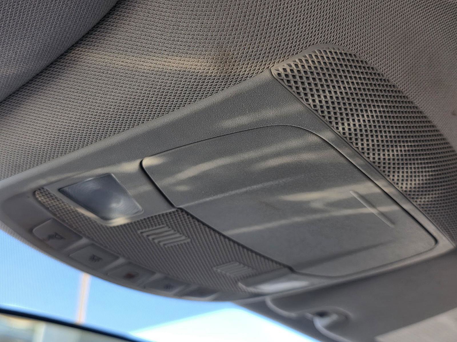 Used 2016 Ford Fusion SE w/ Equipment Group 201A image 22