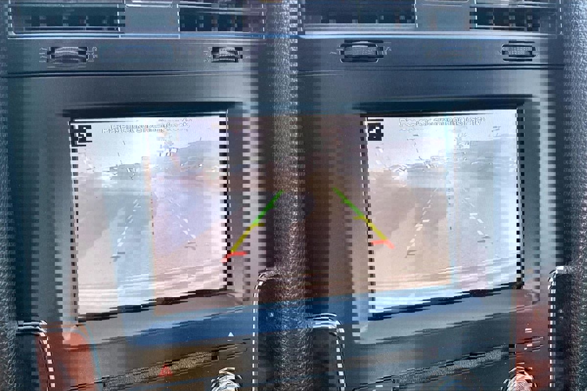 Used 2016 Lincoln Navigator Select image 21