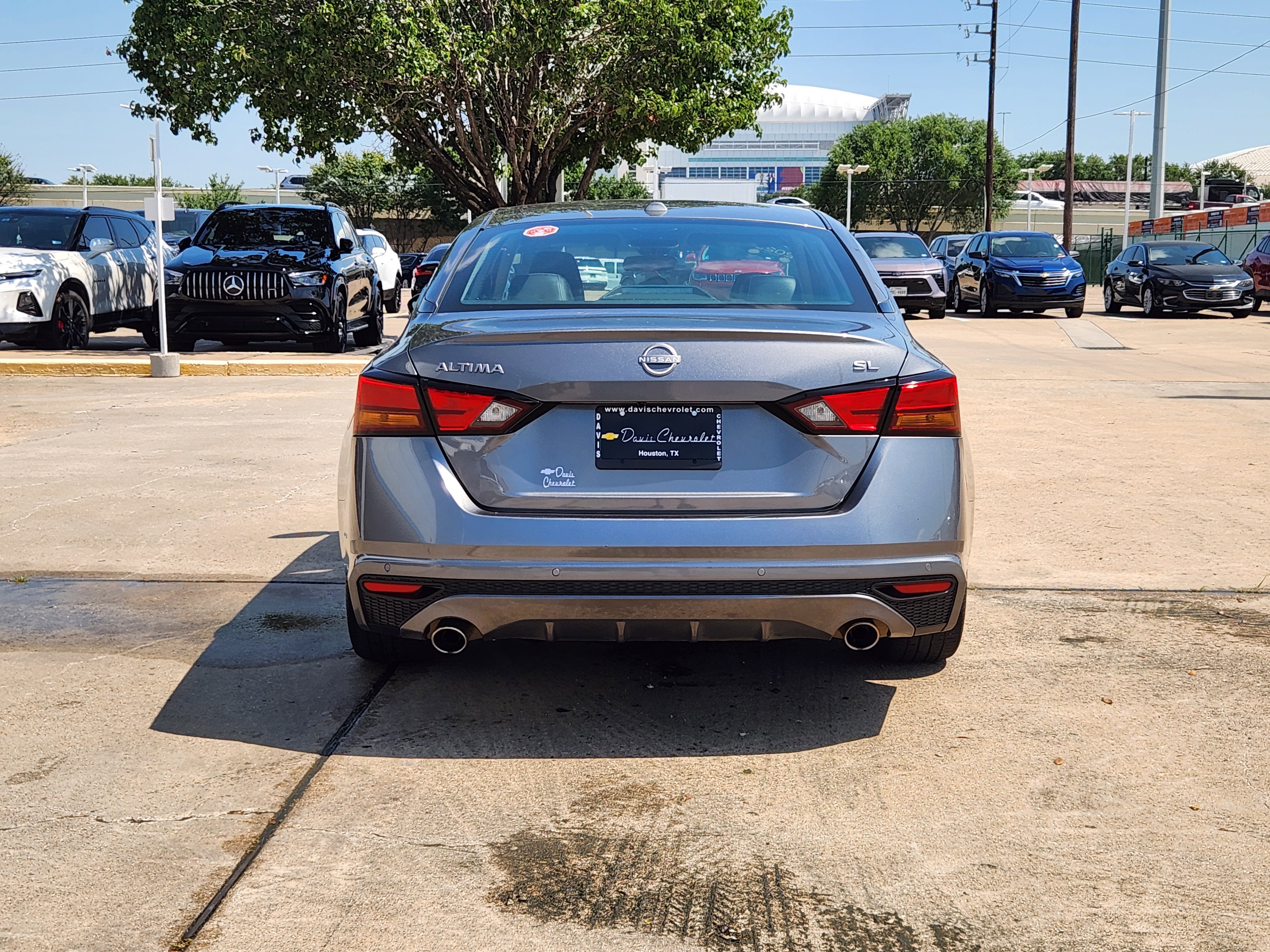 Used 2023 Nissan Altima 2.5 SL FWD image 7