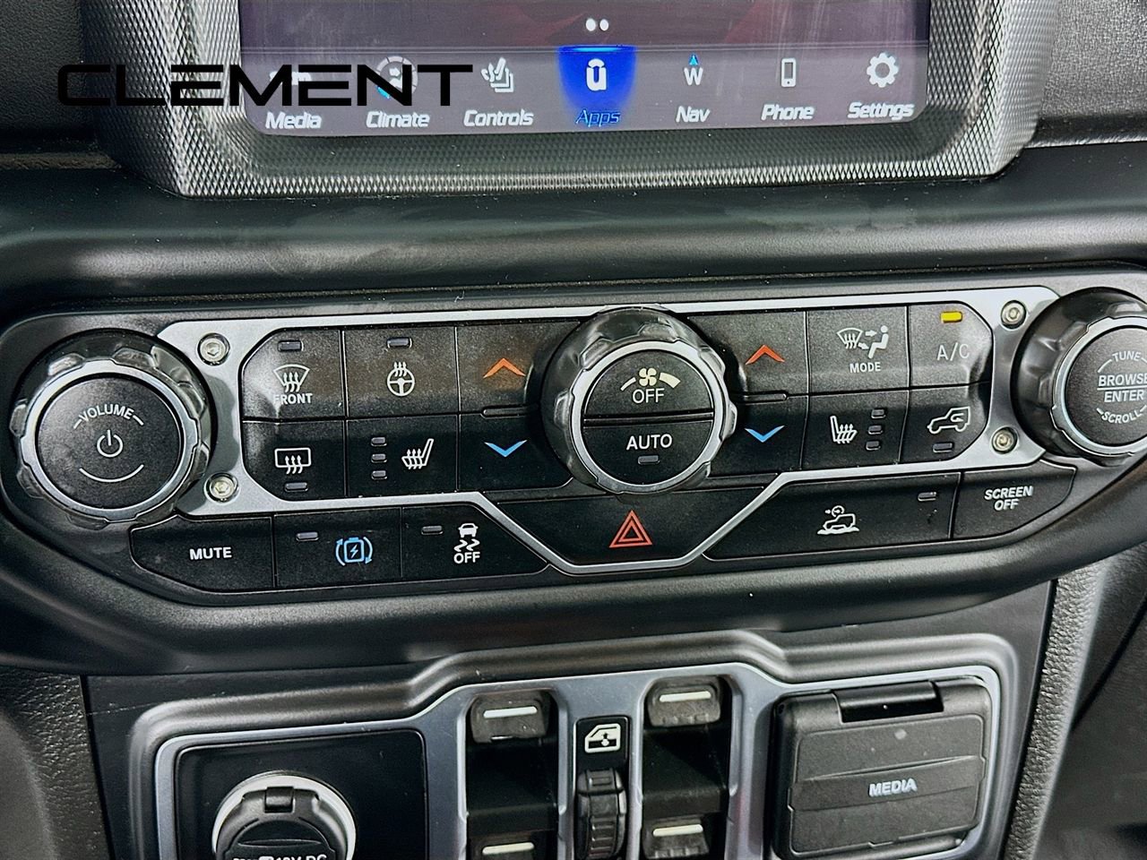 Used 2023 Jeep Wrangler Unlimited Sahara w/ Cold Weather Group image 22