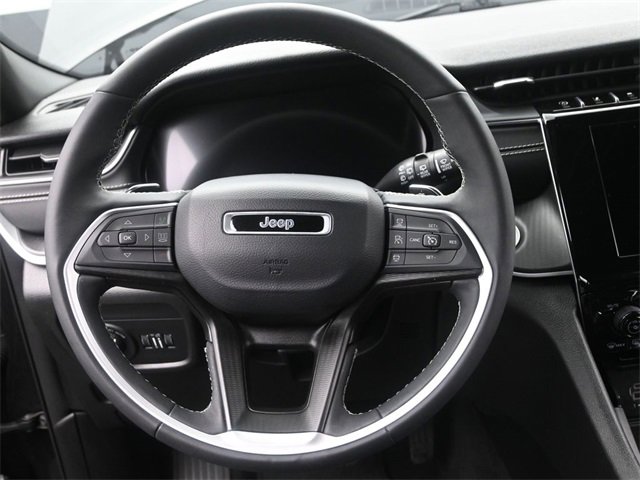 Used 2024 Jeep Grand Cherokee L Altitude image 30