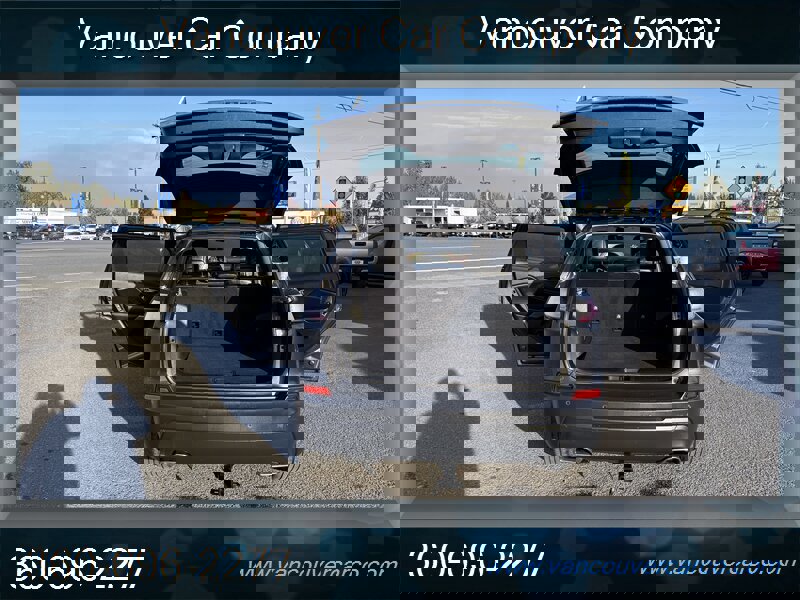 Used 2019 Jeep Cherokee Latitude Plus w/ Cold Weather Group image 30