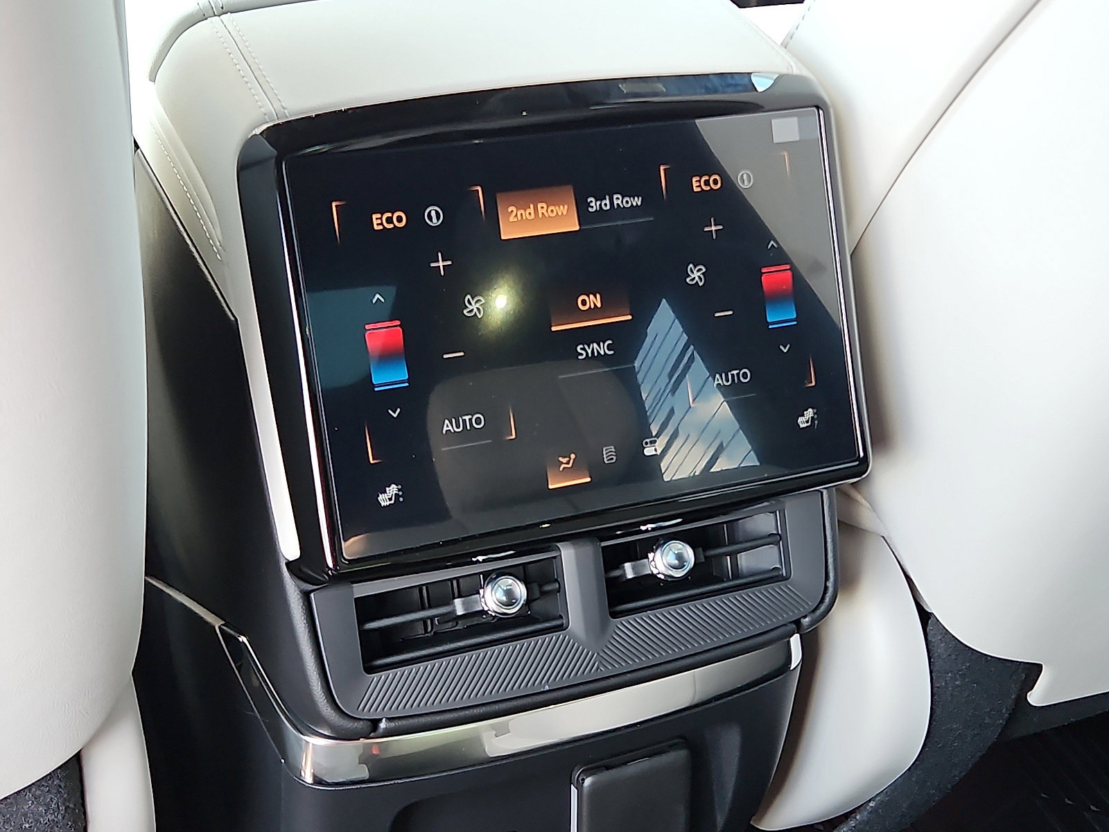 New 2026 Cadillac Vistiq Sport w/ LPO, Floor Liner Package image 12