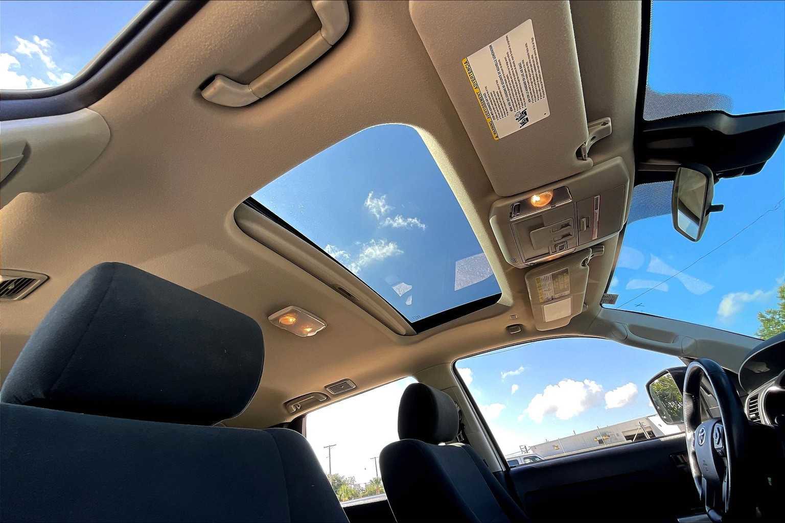 Used 2022 Toyota Sequoia TRD Sport image 9