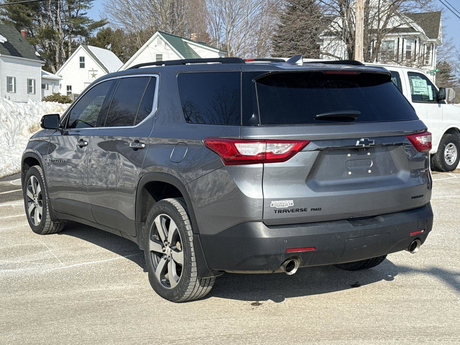 Used 2019 Chevrolet Traverse LT w/ LT Premium Package image 7