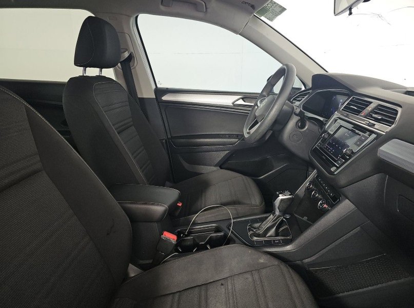 Used 2022 Volkswagen Tiguan S image 22
