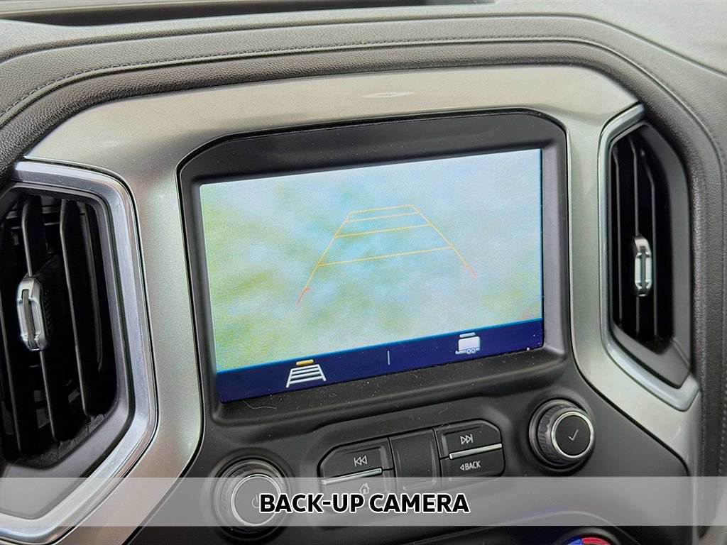 Used 2022 Chevrolet Silverado 1500 LT AWD/4WD image 3
