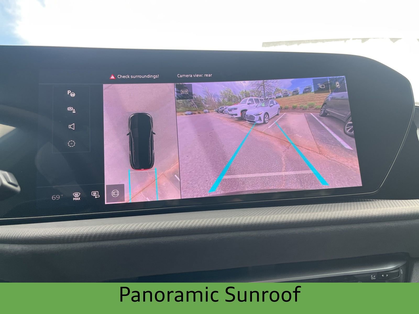 New 2025 Audi SQ5 Prestige image 17