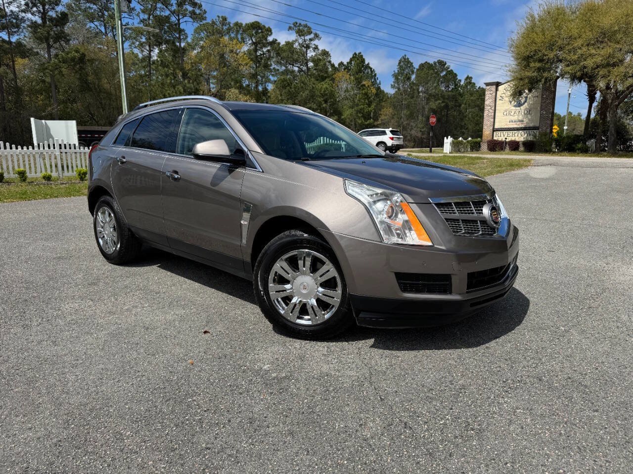 Used 2011 Cadillac SRX Luxury image 8
