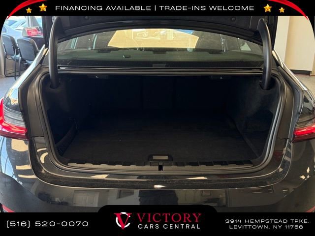 Used 2024 BMW 330e xDrive image 10