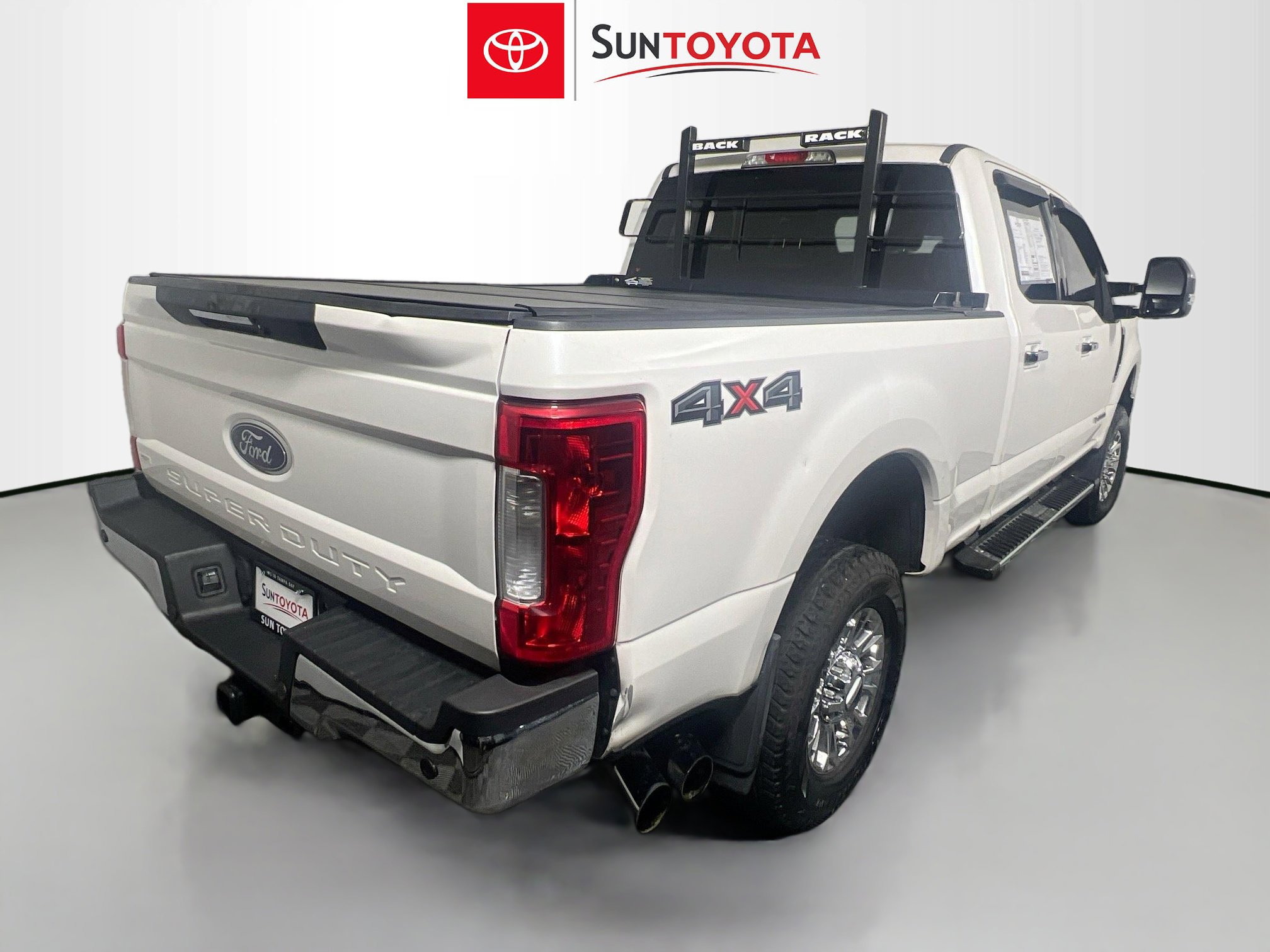 Used 2018 Ford F250 Lariat w/ Lariat Ultimate Package image 4