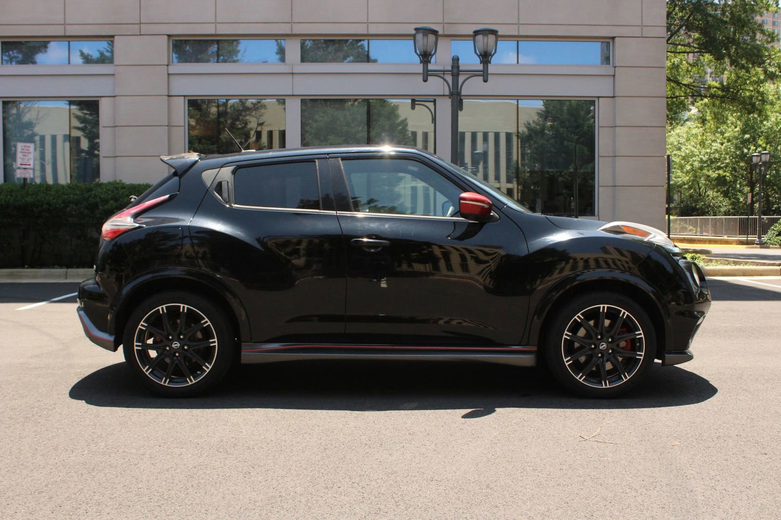 Used 2015 Nissan Juke NISMO RS w/ Interior Illumination Package AWD/4WD image 6