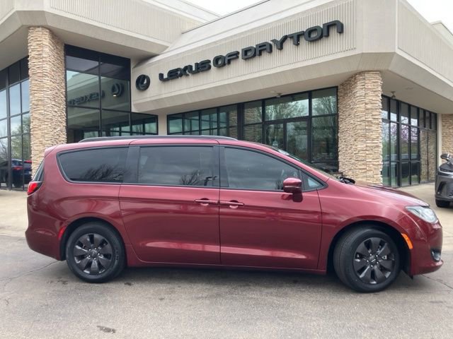 Used 2020 Chrysler Pacifica Limited w/ Advanced Safetytec Group image 2