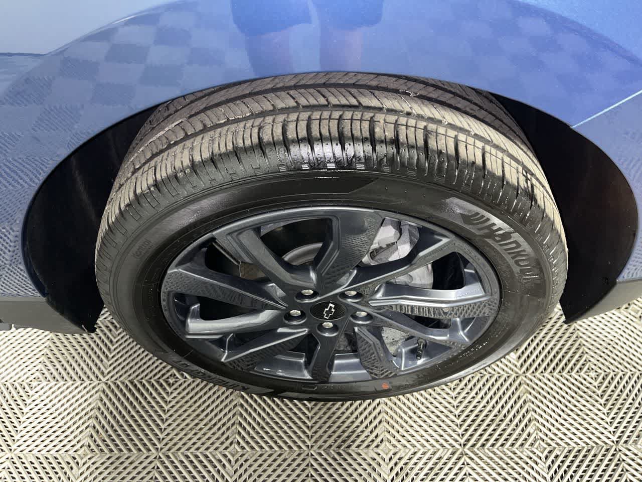 Used 2024 Chevrolet Equinox RS AWD/4WD image 10